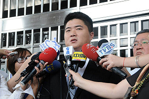 避免因人設法  顏清標：等我服完刑再修