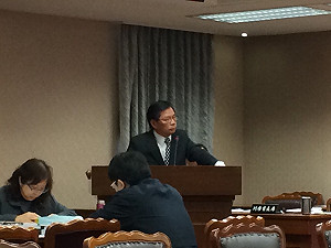 簡太郎：沒說不能修公投法與選罷法