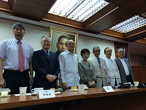 挺洪秀柱 程建人：柯林頓一開始也是B咖