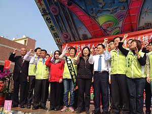 藍未調查僅力挺李全教 蔡英文：不負責任