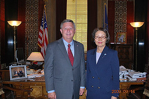 劉姍姍放棄交保  法院裁定還押