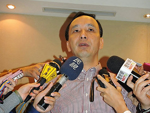 朱立倫的4道陰影（二火）