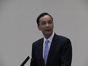 張亞中批朱像袁世凱  臨全會變當代籌安會