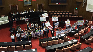 立院休會  修憲綁大選確定破局