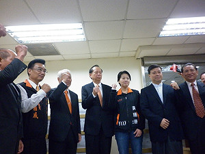 宋陣營完成連署  送出逾46萬連署書