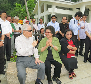 挺綠島人權公園  李登輝印書贊助
