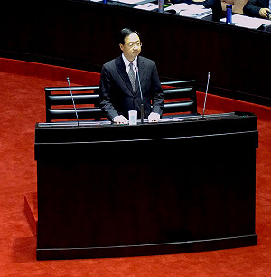 環保署長出國太多次？江宜樺：要看整年度