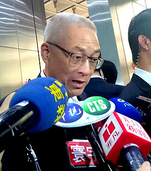 藍大咖沒人挺柱？吳敦義：我當然支持她！