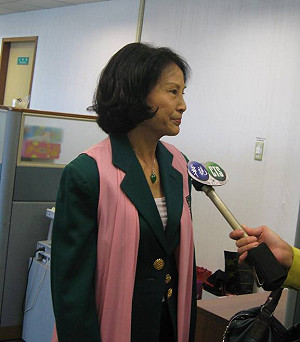 張俊雄夫人：不能全盤否定阿扁的貢獻