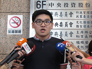 幫許文政刪陽明醫預算？洪辦駁：當時不熟