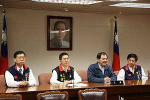 綠再夜宿立院  藍：一定會有抵制戰術