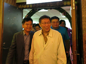 連勝文出線？ 柯文哲：將加快綠營整合