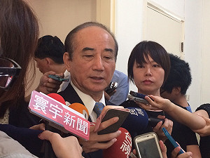 公道伯9局下半有寓意？王：小編做文章