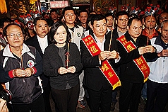 國民黨內訌 蔡英文：才更需要國是會議