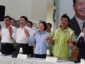 蔡英文：年底選舉  決戰中台灣