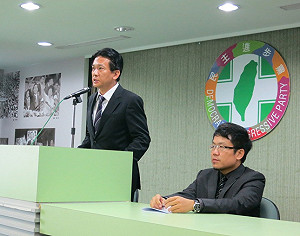 景氣陷困境  綠將提自己經濟主張