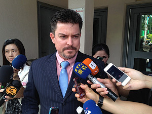 AIT：1年沒去美國  綠卡就會被取消