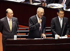 老農津貼如何調？  吳揆：視財政而定