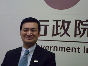 新聞局：邱文達將向世衛遞交抗議信