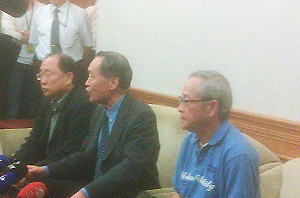 藍委：訪太平島非秘密 過境菲國須低調