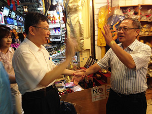 柯文哲：中國領導人是由13億人決定嗎？