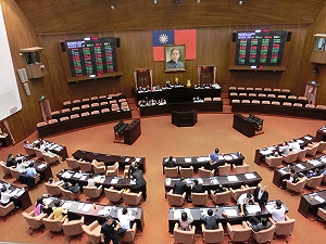 立院臨時會登場  將審藍營所提38議案