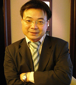 財經學者洪財隆  接中國事務部主任