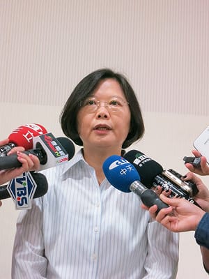 蔡英文：由公正人士調查監聽國會事件