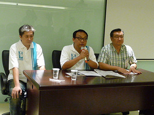 陳淞山揮別扁辦 陳嘉爵接任