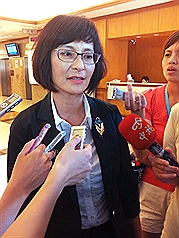 與李光耀之子傳緋聞？史亞平：不認識他