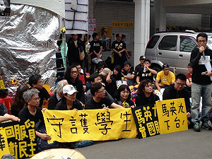 聲援學生 魏揚父籲馬：和我一起走入歷史