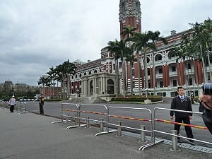 傳夜鷹進駐府  軍方：憲兵特勤隊負責維安