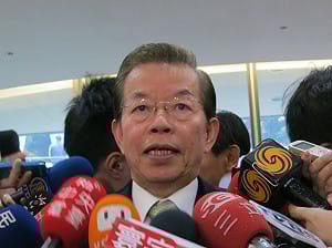 黨主席選輸的  謝長廷：不能禁止他選總統