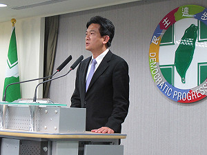 太陽花延燒  民進黨主席登記延後