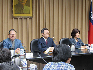 兩岸避談政治議題  王郁琦：比較務實了