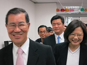 到小英基金會演講  老蕭：拼經濟超越藍綠