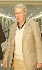 薄瑞光抵台  25日簡報歐胡會