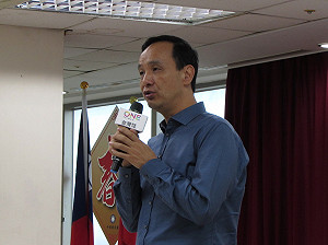 尬小英社會宅政策 朱立倫喊出4年20萬戶