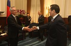 再口誤！  馬英九將「資源」說成「治權」