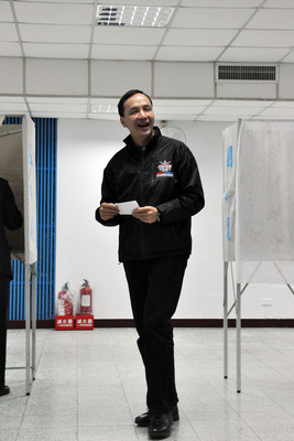 主席補選 朱立倫：我可最弱但國民黨要最強