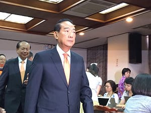 宋楚瑜你不要再「矜」了！(二火)