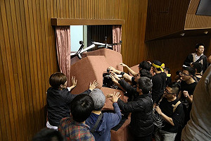 立院修復  林德福嗆：好漢做事好漢當嘛！