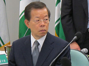 劉張廁所互毆  謝長廷虧：爭衛生紙嗎？