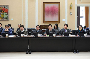 4綠首長出席院會  毛揆盼中央地方多溝通