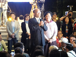 耕耘不夠力又遇颱風 蘇貞昌要繼續努力