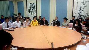 協商房間公開  柯建銘：一屋子都人沒密室