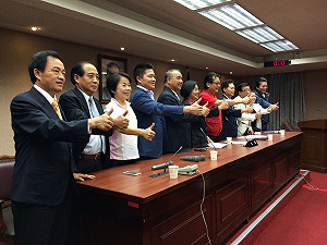 挺王派立委集結 連署要王金平列不分區第1