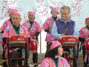 毛揆新竹關懷長者  不願評論內閣人事