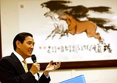 非用英語受訪不可？  馬總統的堅持惹爭議
