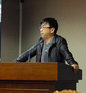 邱毅在中國批綠  王郁琦：綠也在美批藍